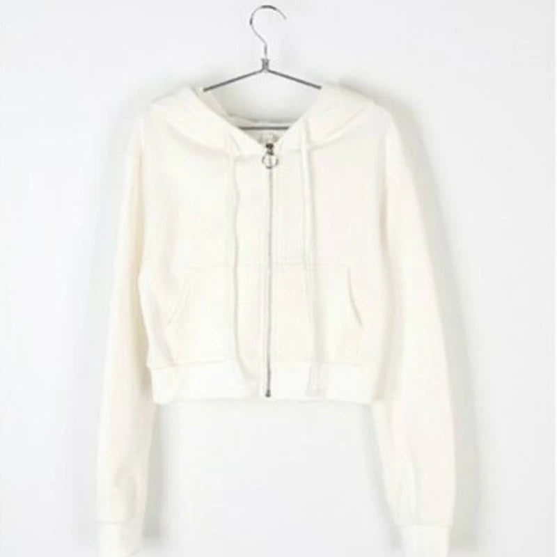 Short Women’s Hoodie – Cozy, Modern & Effortlessly Stylish